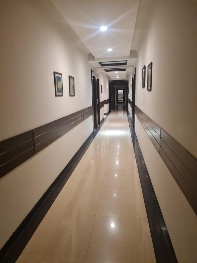 Hotel Lemon Park Haldwani Exterior photo